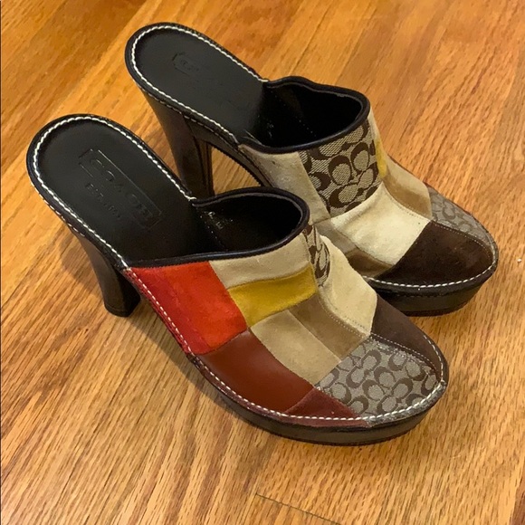 Coach size 5 slip on heels practically new - Picture 2 of 3